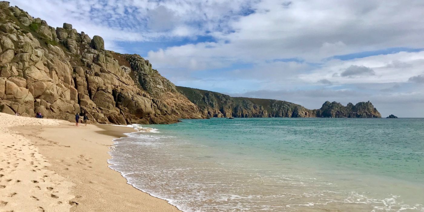 The Best UK Beaches: What are the Types of Beaches with Clear Water?