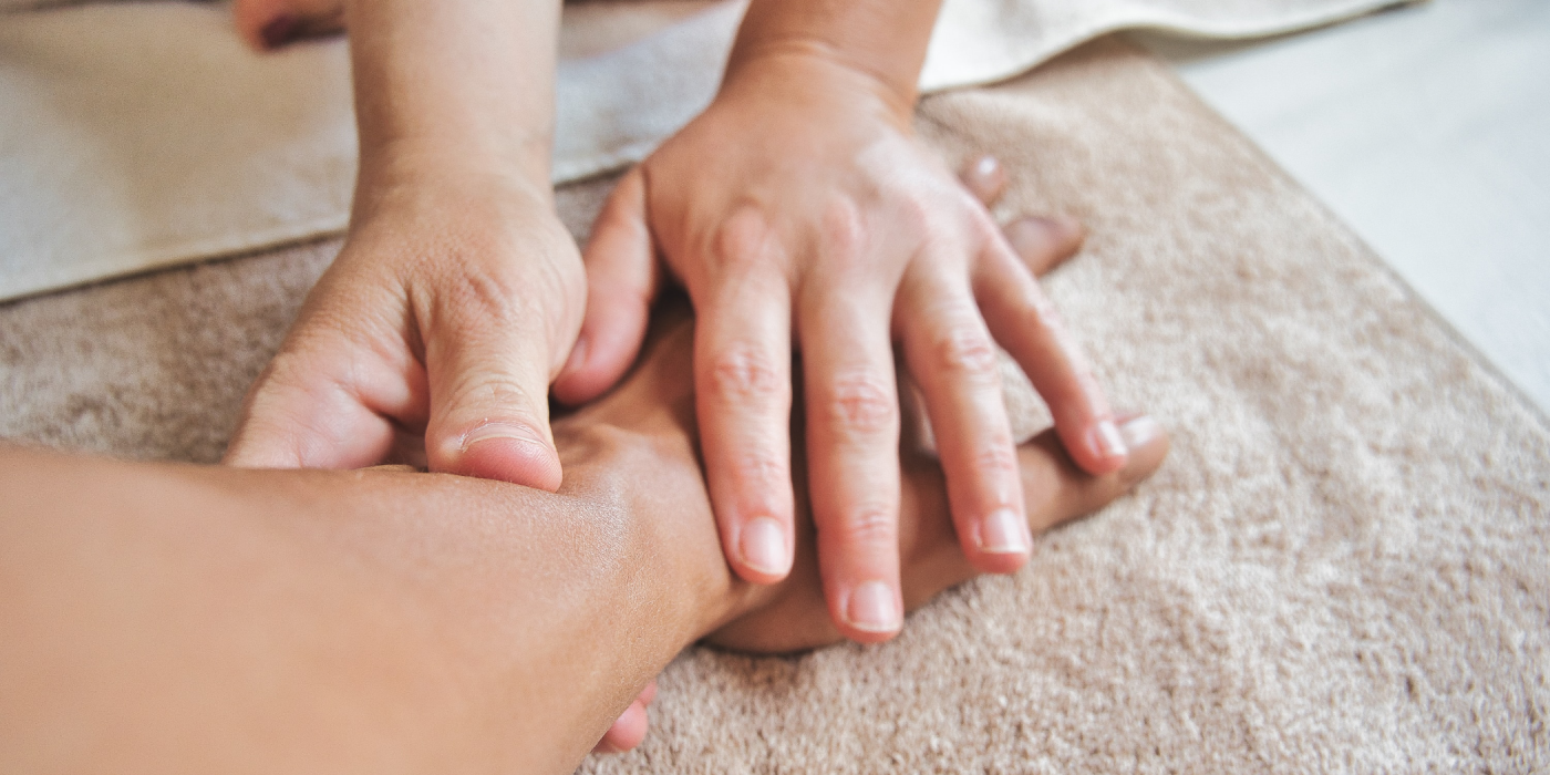 Lymphatic Drainage Massage: stimulate lymphatic system and aid in detoxification