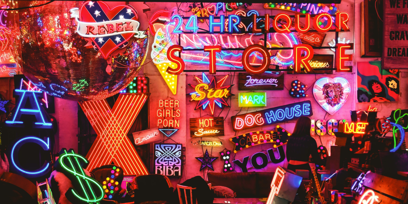 Embracing the Retro Revival: A Journey Through Vintage Aesthetics