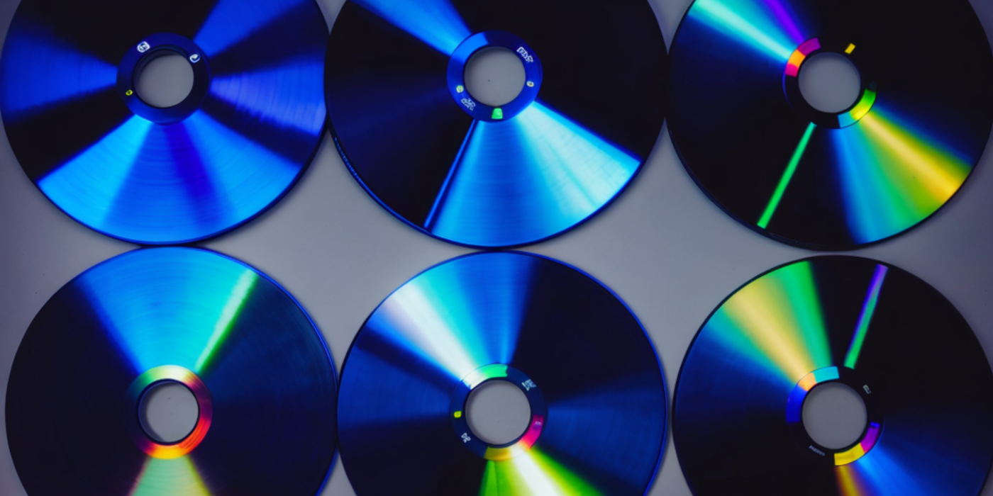 Compact Discs (1982-2007): The Shiny Revolution in the Music Industry