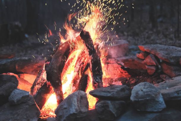 Fire Pits, what to burn in fire pit without making smoke