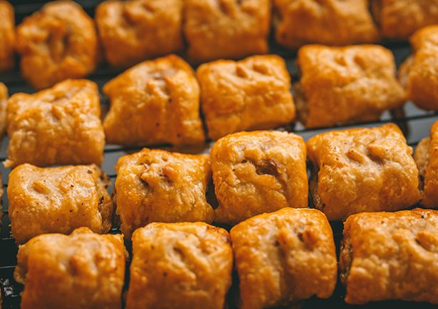 Recipe for Sausage Rolls: Gluten Free, Vegetarian and Cheese & Onion