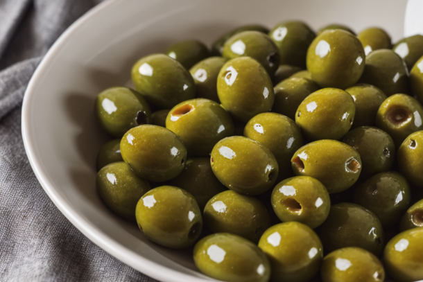 All About Olives: Nutrition, Health Benefits, and Marinating Recipe