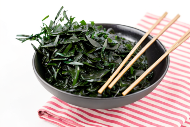 Seaweed Snacks Unwrapped: Recipes, Health Benefits, and Perfect Pairings