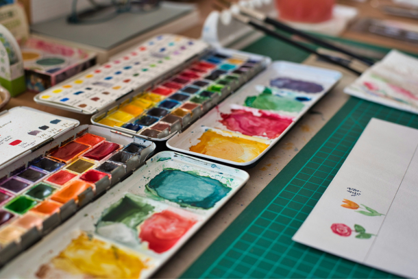Discover Relaxation Through Watercolour Painting